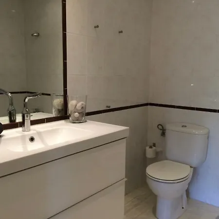 Comfortable And Spacious With Nice Views Деревянный коттедж Бенальмадена