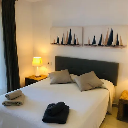 Comfortable And Spacious With Nice Views Деревянный коттедж